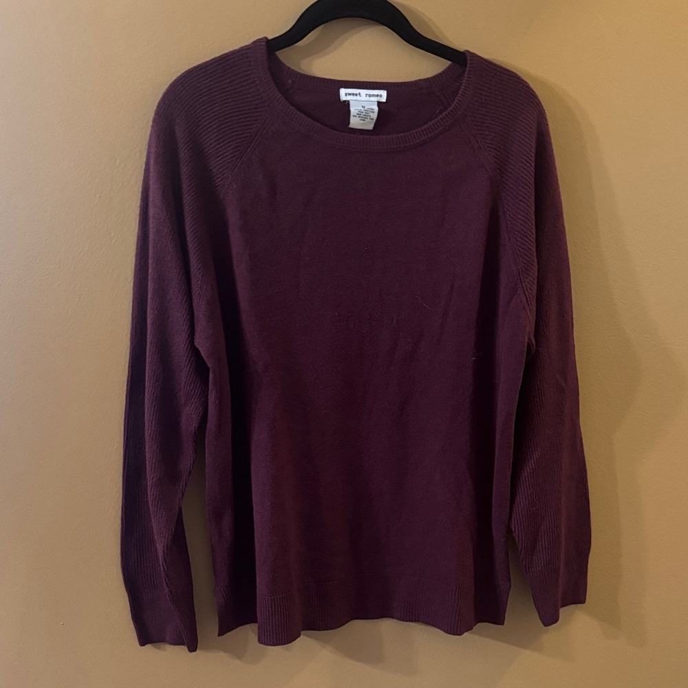 Sweet Romeo Plum Knit Top